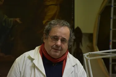 Christian Karoutzos, dirigeant du centre d’art contemporain à Issoire, sort un livre sur l’art moderne et contemporain