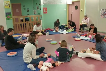 Un atelier de relaxation pour bébés et parents