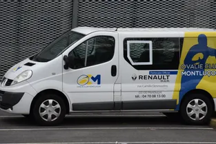 Le club de rugby de Montluçon met gratuitement ses véhicules à disposition des soignants