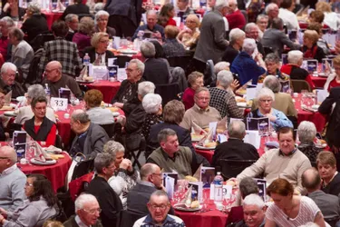 Plus de 300 retraités au repas de la ville