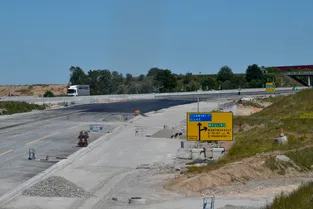 Travaux de l'échangeur de Montmarault : un ouvrage terminé, la portion d'autoroute provisoire à déconstruire