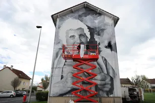 Street-art : une fresque géante à Aurillac
