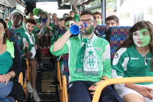 Un bus de supporters pour la demi-finale de la coupe Latéras