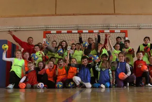 Un stage de handball pour les jeunes