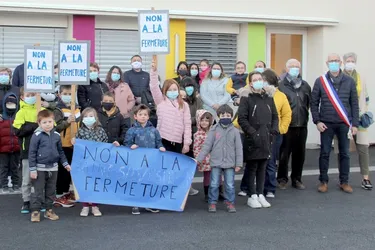 Colère et déception à l’école de Saint-Sylvestre-Pragoulin (Puy-de-Dôme) après l'annonce de la fermeture d'une classe