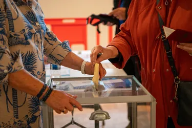 Elections départementales dans le Puy-de-Dôme : la gauche et la droite au coude à coude