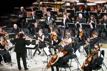 L’orchestre symphonique séduit l’arène