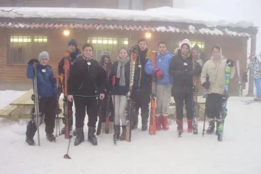 Les ados ont skié à la Loge des Gardes
