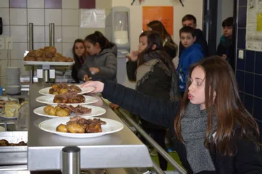 Les élèves de Marcillat-en-Combraille luttent contre le gaspillage alimentaire
