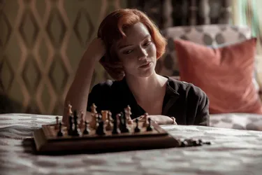Cinq choses à savoir sur "Le jeu de la dame", la série Netflix qui va vous faire aimer les échecs