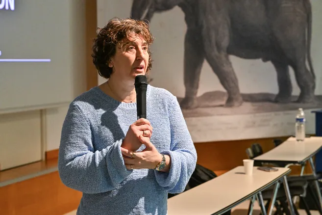 Sport, la vie professionnelle, personnelle... Au muséum de Bourges, Marinette Pichon se raconte devant la jeunesse