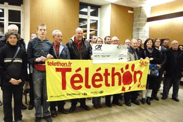 Le responsable départemental du Téléthon est venu à Langeac recevoir un chèque de 6.750 €