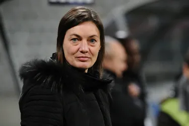 L'entraîneur du Paris FC à un adjoint de Corinne Diacre : « T'as raison, planque toi derrière une gonzesse ! »