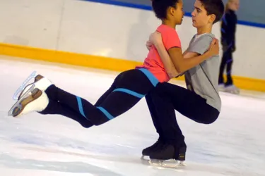 Depuis mai dernier, Hocéane Belda et Maxime Dos Reis ont décidé de patiner en couple