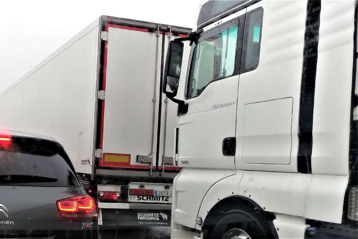 Autoroute A10 Attention Des Difficult s Sont En Cours En Direction 