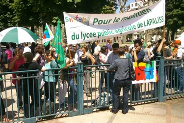 Une cinquantaine de manifestants pour le lycée de Lapalisse