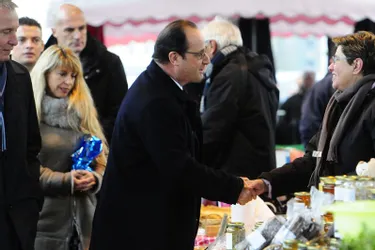 François Hollande à Tulle : "la vie continue". Visite à suivre en direct
