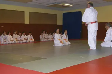 Des remises de ceintures au Judo-Club
