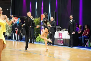 Nos plus belles images des championnats de danses standards et latines de Vichy (Allier)