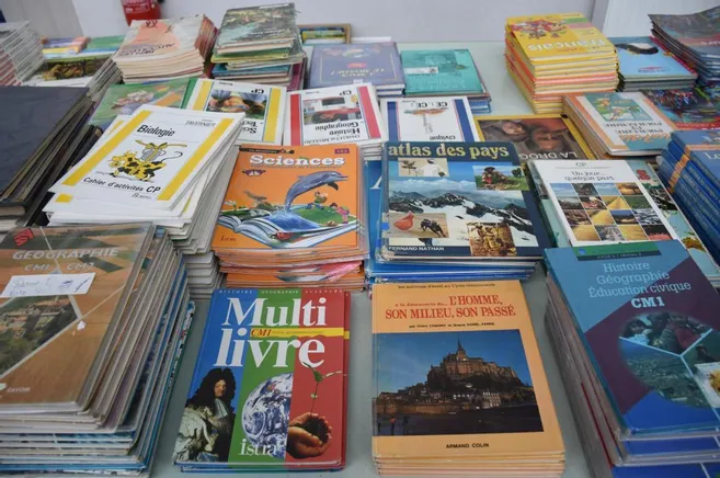 La Ville met en libre-service d’anciens livres scolaires - L’Écho