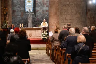 Confinement : les catholiques pratiquants de Montluçon (Allier) ont vécu avec sérénité leur dernière messe avant le mois de décembre