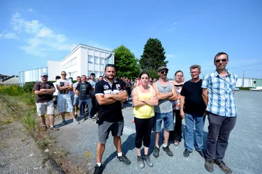 Usine Sauthon: la grève se poursuit pour "30 euros brut de plus par mois"
