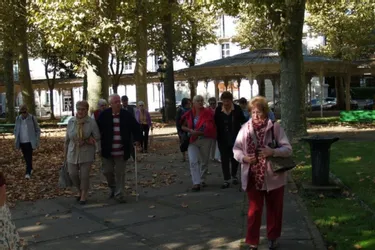 Une cinquantaine d’adhérents du club Joie de Vivre en balade à Vichy