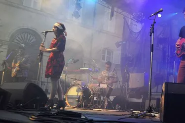 La 16e édition du festival de musique de rue lancé hier soir dans les rues du centre-ville thiernois