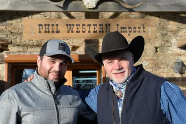 Philippe Vandenbonne a créé sa marque de chapeau texan et vit la moitié de l’année au Texas