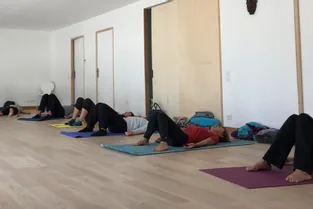 Le club de yoga élargit sa palette