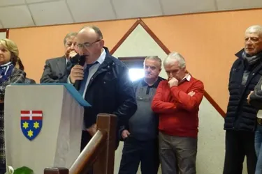 Michel Béril, maire de La-Chapelle-aux-Brocs (Corrèze), brigue un nouveau mandat
