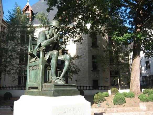 Quand Bourges faisait l'Histoire (2/5) : le souvenir demeure du roi Louis XI  - Le Berry R&eacute;publicain