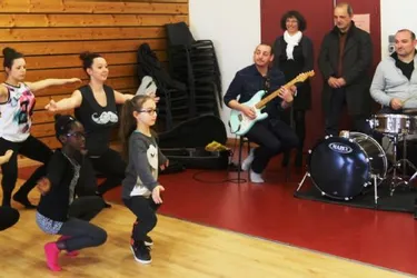 Les élèves de l’école de musique de Brioude et ceux de l’association Briva Danse travaillent de concert