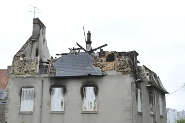 Que va devenir l'immeuble brûlé la semaine dernière dans le centre de Guéret ?