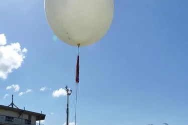 Les CM2 de Louis-Pons et de Jules-Ferry ont fait décoller leur ballon stratosphérique