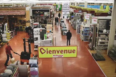 Ruptures de stock au Monsieur Bricolage de Domérat (Allier) : « On a passé des mois terribles »