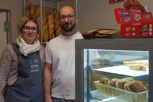Un jeune couple reprend la boulangerie