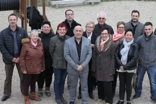 Municipales 2020: Gilles Vernay, maire sortant, dévoile sa liste à Etroussat (Allier)