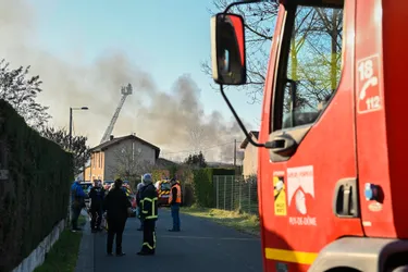 Un trio d'ados soupçonnées de violences, une maison détruite par le feu... Les faits divers de ce jeudi en Auvergne