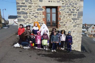 Les enfants du village ont célébré Carnaval
