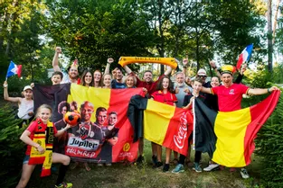 Les supporters belges du camping d'Aydat déjà sûrs de la victoire de leur équipe