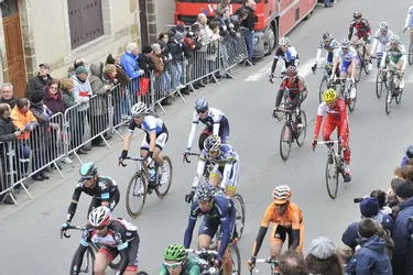 La deuxième étape a conduit les cyclistes de Vimory (dans le Loiret) à Cérilly, hier après-midi