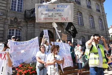 121.000 manifestants contre le pass sanitaire dénombrés dans toute la France