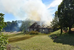 Une grange de 160 mètres carrés détruite par les flammes à Brive