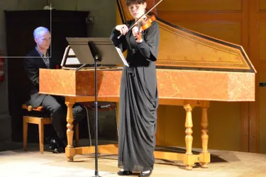 Marie Rouquié, violoniste, et Patrick Ayrton, organiste, ont donné un concert