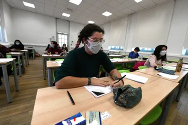A l'Université Clermont Auvergne, les étudiants de Licence accès santé s'inquiètent de leurs notes