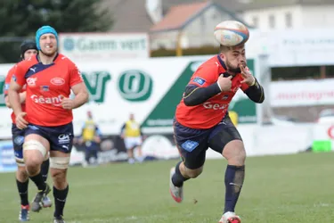 Rugby : Aurillac se fait peur mais empoche la victoire contre Montauban (18-15) [revivez le direct]
