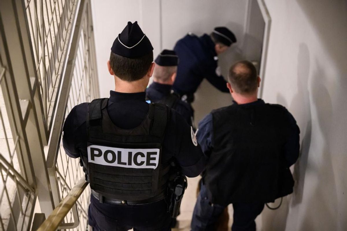 Demembre Le corps d'une femme démembré retrouvé à Niort, son conjoint est ...