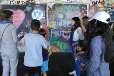 Les jeunes se lancent dans le street-art