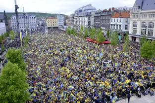 En 2013, une immense foule jaune et bleue déferlait sur la place de Jaude